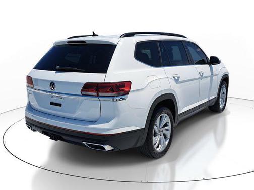2023 Volkswagen Atlas 3.6L SE w/Technology
