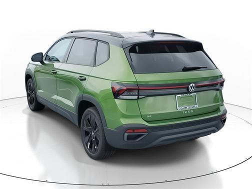 2025 Volkswagen Taos 1.5T SE Black