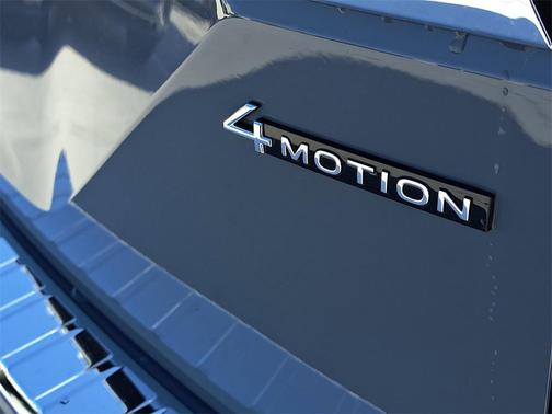 2025 Volkswagen Atlas 2.0T SEL Premium R-Line 4MOTION