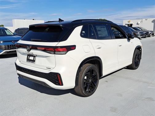 2026 Volkswagen Tiguan 2.0T SE R-Line Black 4MOTION