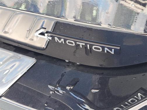 2025 Volkswagen Tiguan 2.0T SEL R-Line 4MOTION