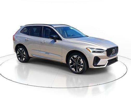 2026 Volvo XC60 Plug-In Hybrid T8 Ultra