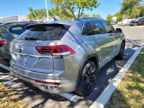 2021 Volkswagen Atlas Cross Sport 3.6L V6 SEL R-Line
