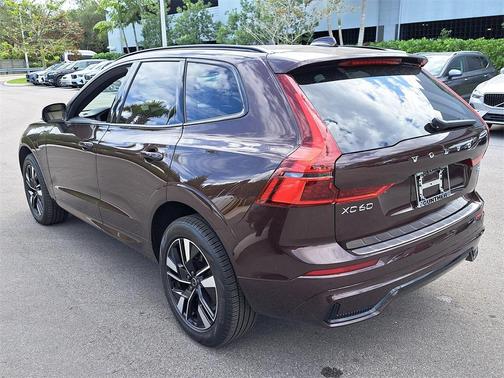 2026 Volvo XC60 Plug-In Hybrid T8 Core