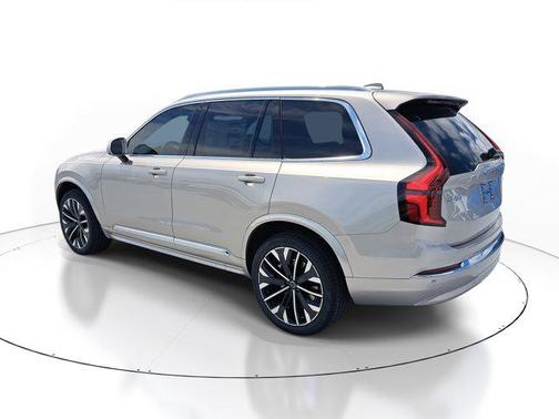 2026 Volvo XC90 B5 Core