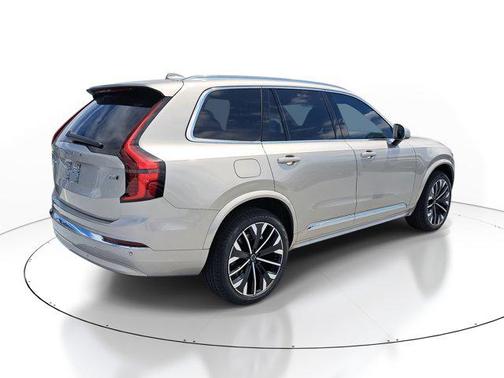 2026 Volvo XC90 B5 Core