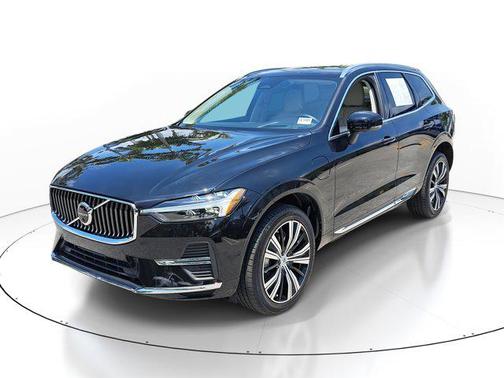 2022 Volvo XC60 Recharge Plug-In Hybrid T8 Inscription