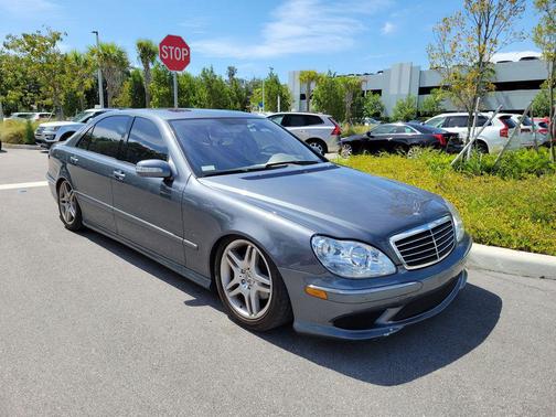 Gray 2006 Mercedes-Benz S-Class S 430