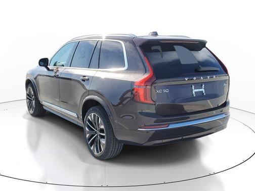 2025 Volvo XC90 B6 Core