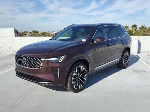2025 Volvo XC90 B6 Core