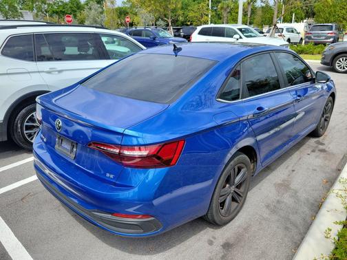 Rising Blue Metallic 2023 Volkswagen Jetta 1.5T SE