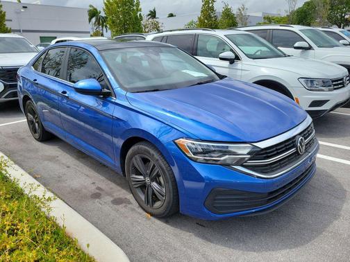Rising Blue Metallic 2023 Volkswagen Jetta 1.5T SE