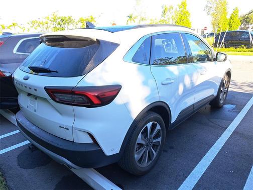 2024 Ford Escape Platinum