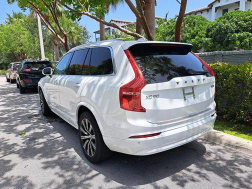 2023 Volvo XC90 B5 Core