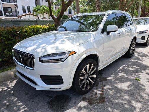 2023 Volvo XC90 B5 Core