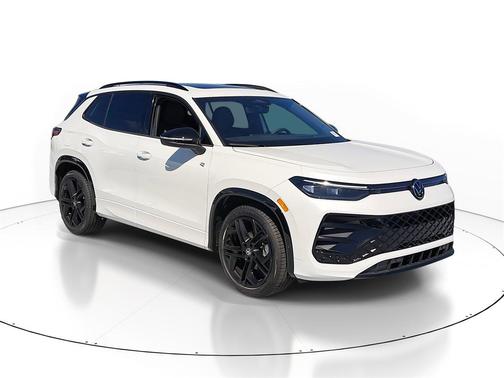 2025 Volkswagen Tiguan 2.0T SE R-Line Black