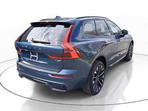 2026 Volvo XC60 Plug-In Hybrid Ultra, T8 AWD Electric/Gasoline, Dark