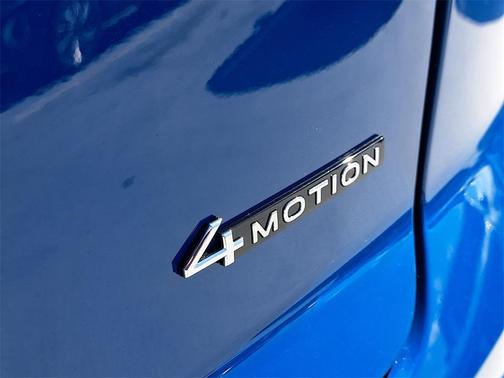 2026 Volkswagen Atlas Cross Sport 2.0T SEL Premium