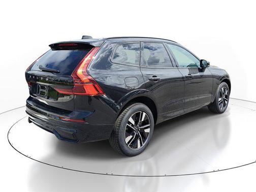 2026 Volvo XC60 B5 Core