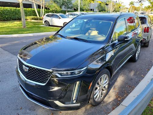 2020 Cadillac XT6 Premium Luxury FWD