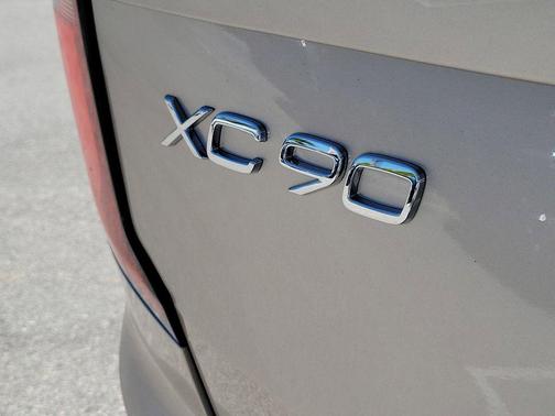 Bright Dusk Metallic 2026 Volvo XC90 Ultra, B6 AWD Gas (mild hybrid), Gasoline, Bright, 7 Seats
