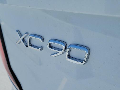 2026 Volvo XC90 Ultra Dark Theme, B6 AWD Gas (mild hybrid), Gasoline, 6 Seats