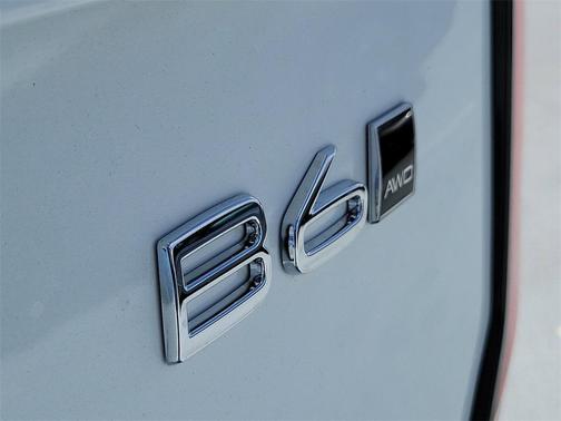 2026 Volvo XC90 Ultra Dark Theme, B6 AWD Gas (mild hybrid), Gasoline, 6 Seats