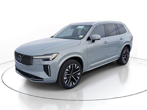 2026 Volvo XC90 B6 Plus 7-Seater