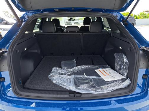2026 Volkswagen Atlas Cross Sport 2.0T SE