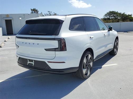 2025 Volvo EX90 Twin Motor Performance Plus 6-Seater