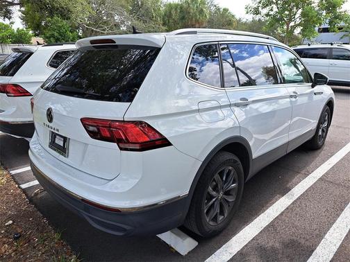 2022 Volkswagen Tiguan 2.0T SE