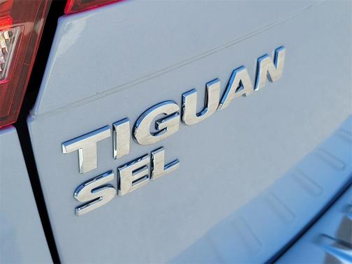 2018 Volkswagen Tiguan 2.0T SEL