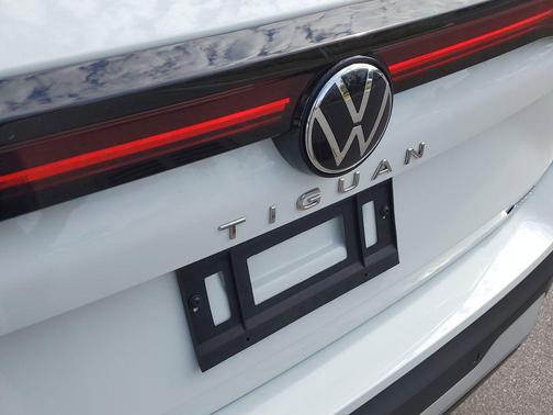 2025 Volkswagen Tiguan 2.0T S 4MOTION