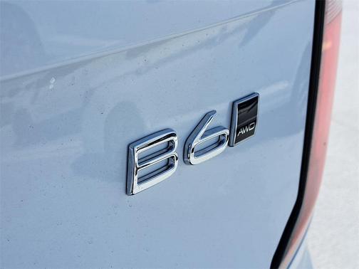 2026 Volvo XC90 Ultra, B6 AWD Gas (mild hybrid), Gasoline, Bright, 7 Seats