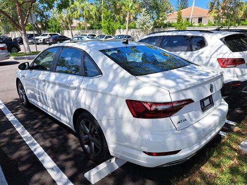 2021 Volkswagen Jetta 1.4T R-Line