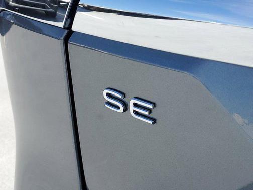 2025 Volkswagen Atlas 2.0T SE
