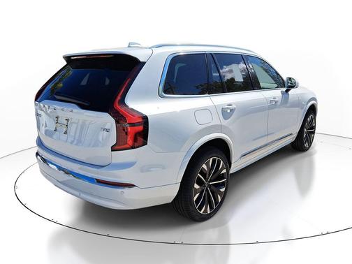 2026 Volvo XC90 Plug-In Hybrid Core, T8 AWD, Electric/Gasoline, Bright, 7 Seats
