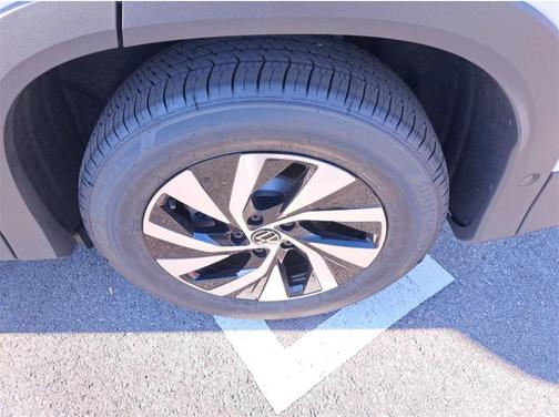 2025 Volkswagen Tiguan 2.0T S