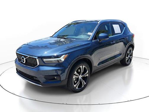 2022 Volvo XC40 T5 Inscription