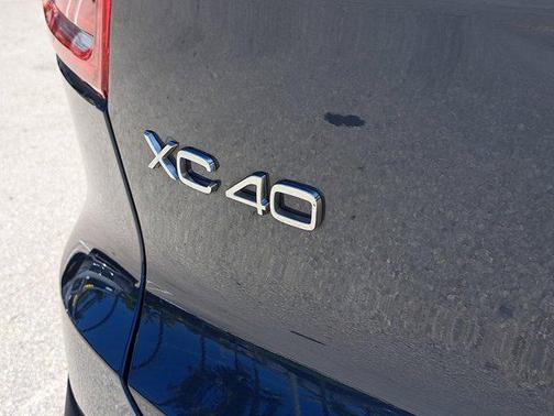 2022 Volvo XC40 T5 Inscription