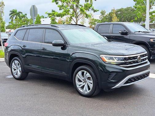 2022 Volkswagen Atlas 3.6L SE w/Technology