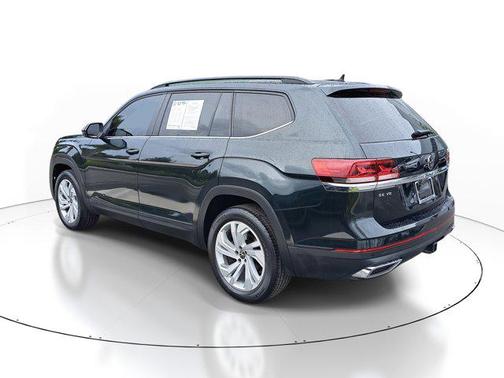 2022 Volkswagen Atlas 3.6L SE w/Technology