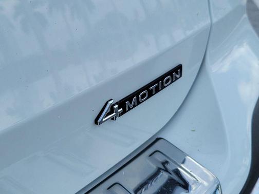 Pure White 2026 Volkswagen Taos SEL