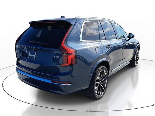 2026 Volvo XC90 Plug-In Hybrid Core, T8 AWD, Electric/Gasoline, Bright, 7 Seats