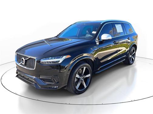 2023 Volvo XC60 B6 Ultimate Bright Theme