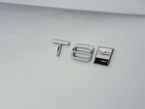 2026 Volvo XC90 Plug-In Hybrid Plus, T8 AWD, Electric/Gasoline, Bright, 7 Seats