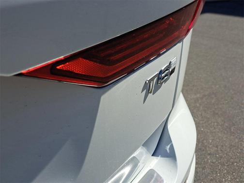 2026 Volvo XC60 Plug-In Hybrid Plus, T8 AWD Electric/Gasoline, Dark