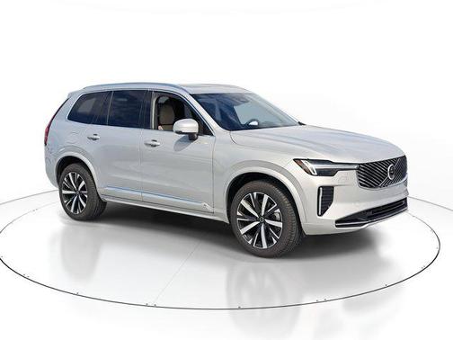 2025 Volvo XC90 B6 Core
