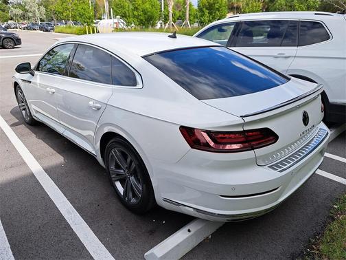 2023 Volkswagen Arteon 2.0T SE