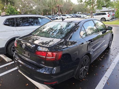 2018 Volkswagen Jetta 1.8T SE Sport